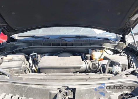 2024 Chevrolet Suburban 2Wd Rst z USA, uszkodzony, nr VIN 1GNSCEKD4RR339518